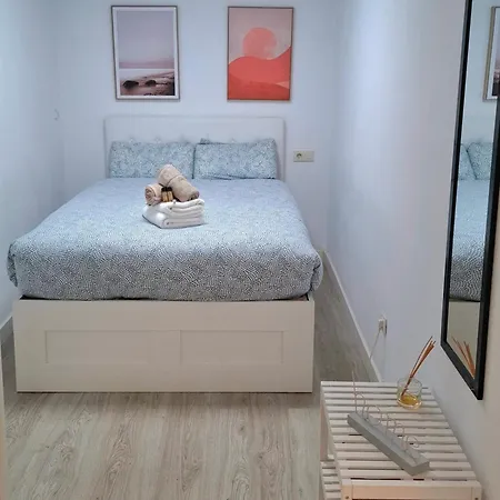 Apartament Moderno Con Garaje Privado En El Centro De