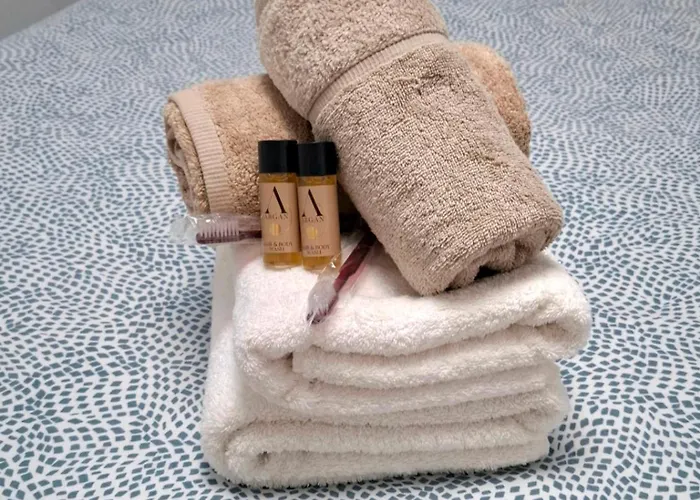 Daire Moderno Con Garaje Privado En El Centro De *